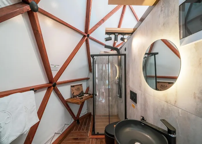 La Lucci Fethiye Караагач