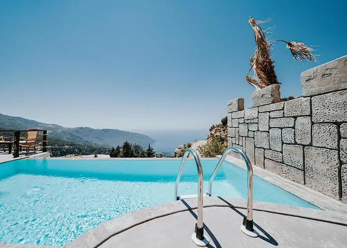 La Lucci Fethiye Караагач