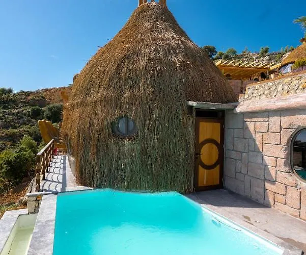 La Lucci Fethiye Караагач